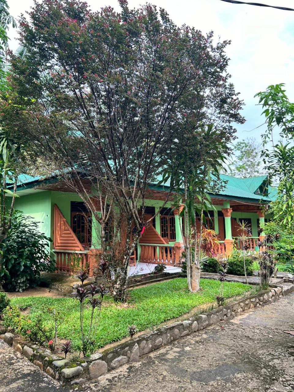 בוקיט לוואנג Wisma Batu Mandi מראה חיצוני תמונה