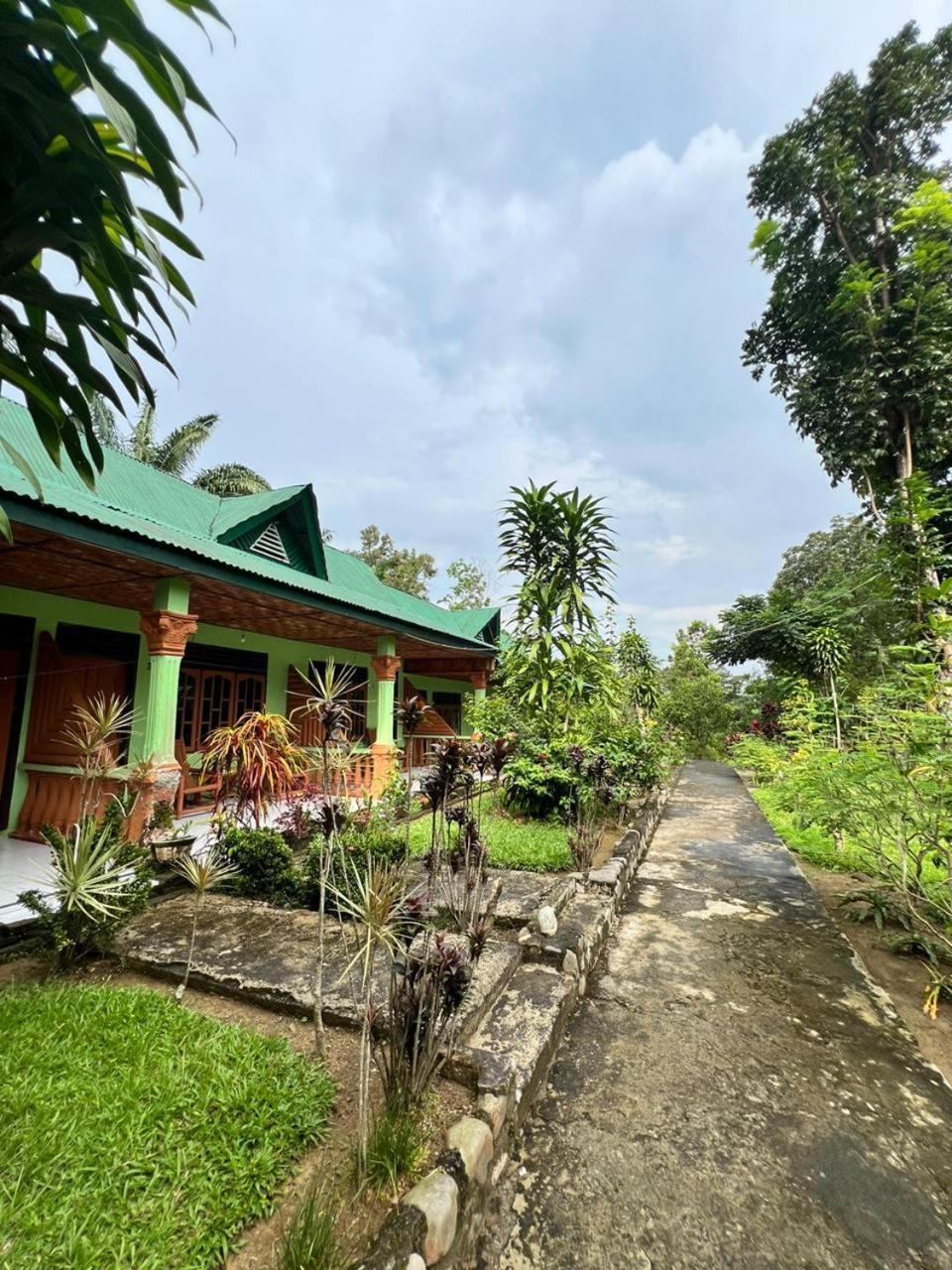 בוקיט לוואנג Wisma Batu Mandi מראה חיצוני תמונה
